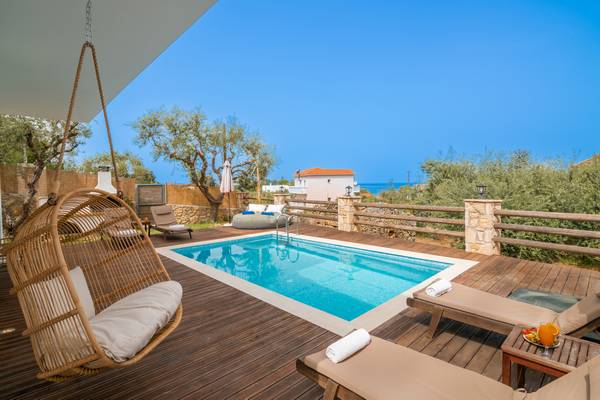 Queen of Zakynthos villas 01